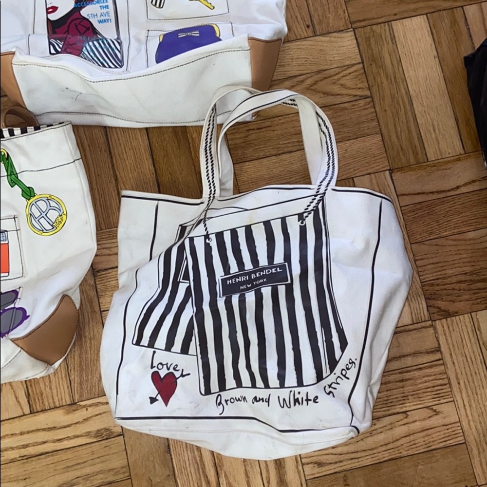 Henri Bendel Tote!